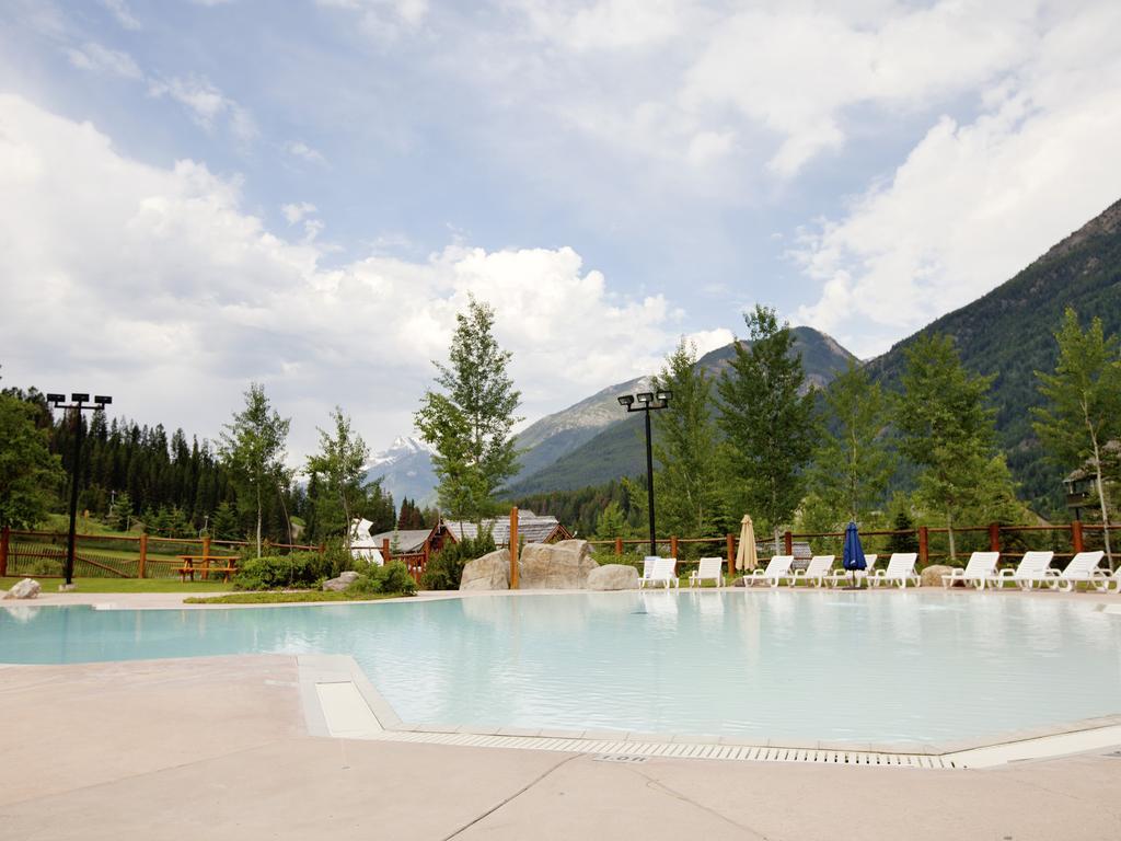 Panorama Mountain Resort - Toby Creek / Horsethief Condos Εξωτερικό φωτογραφία